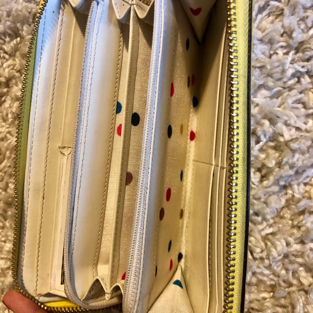 Kate Spade Wallet - Picture 2 of 2